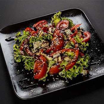 Острый салат со свежими овощами Impasto