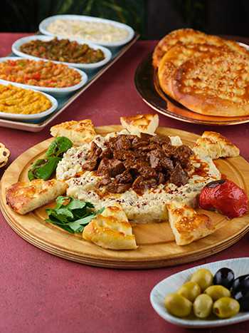 Али Назик Orzum Restaurant